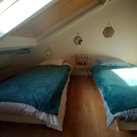 Duplex Les Pieds Dans L' Eau Lejlighed Jullouville-les-Pins Eksteriør billede