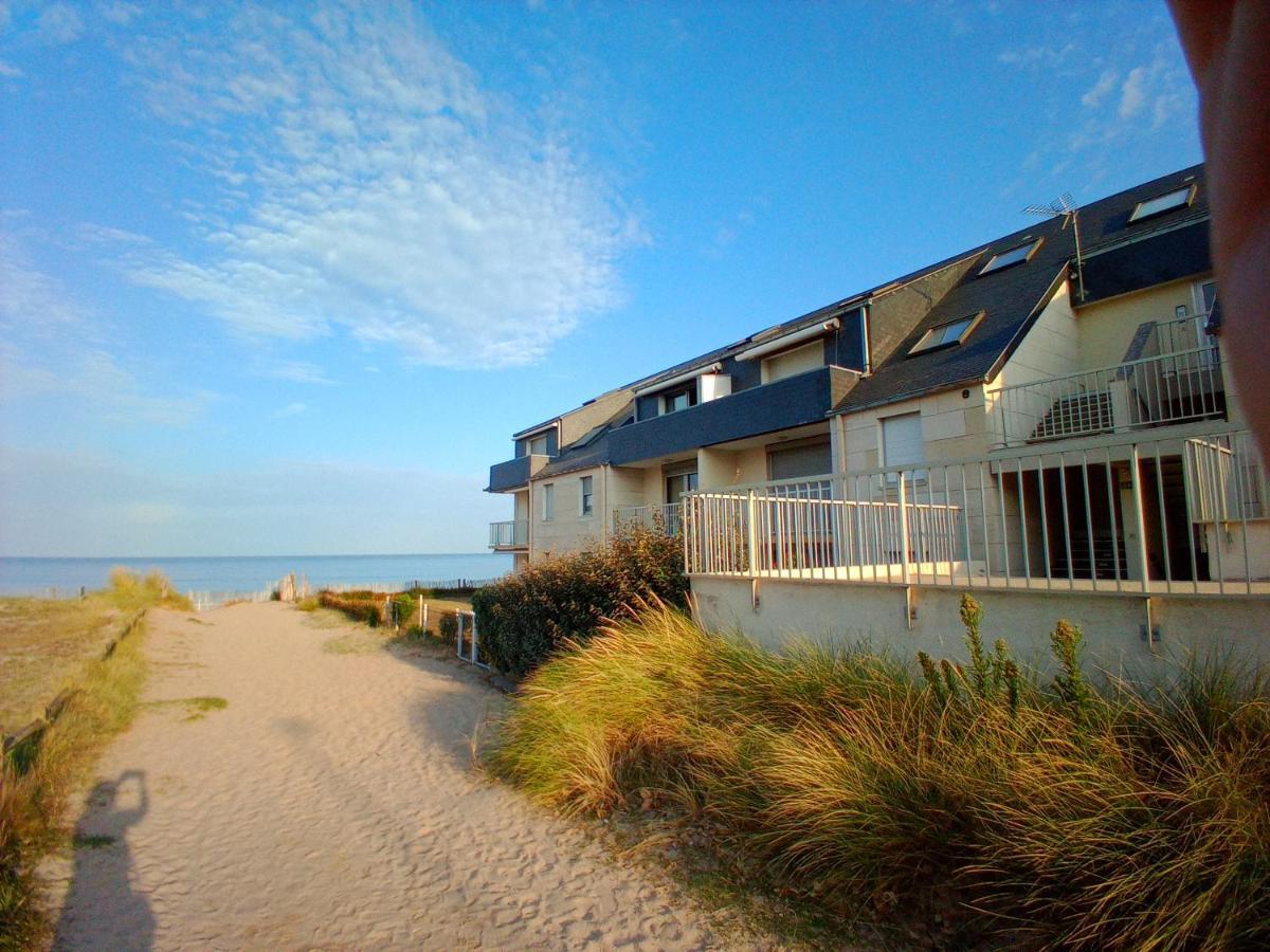 Duplex Les Pieds Dans L' Eau Lejlighed Jullouville-les-Pins Eksteriør billede